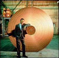 Richard  Pratt - Chairman of Visy Industries